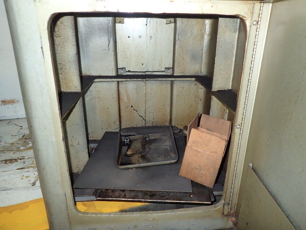 K.o. Lee Co. Surface Grinder