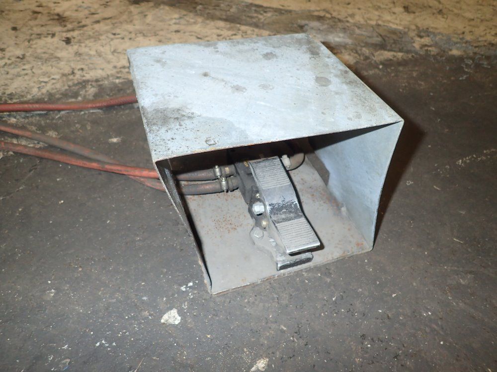 Roper Whitney / Pexto Roll Former