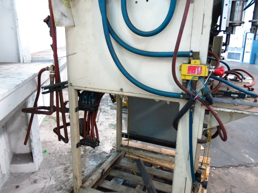 Entron 4 Head Spot Welder