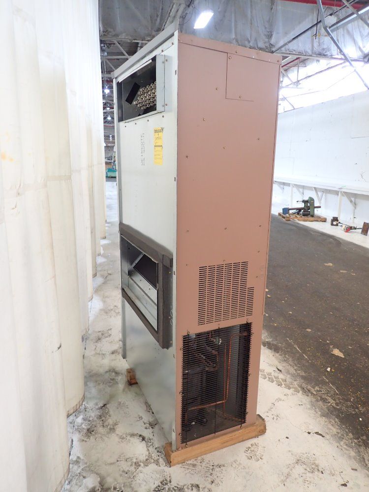 Marvair/airxcel Inc. Air Conditioning Unit