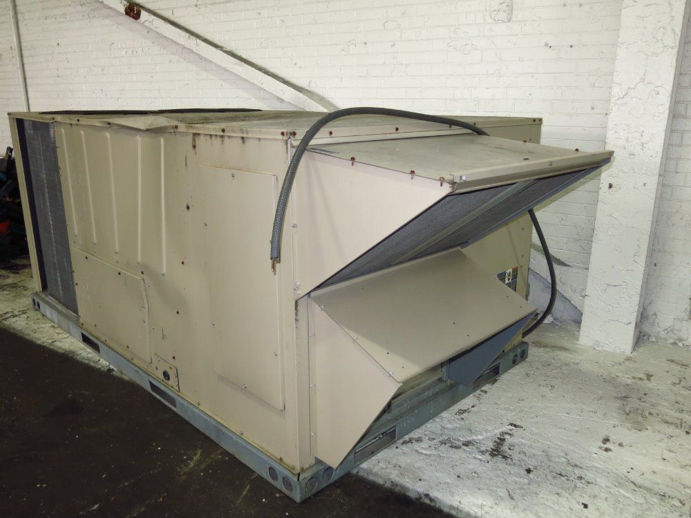 Lennox Rooftop Air Conditioning Unit - Kga120s4bm2y