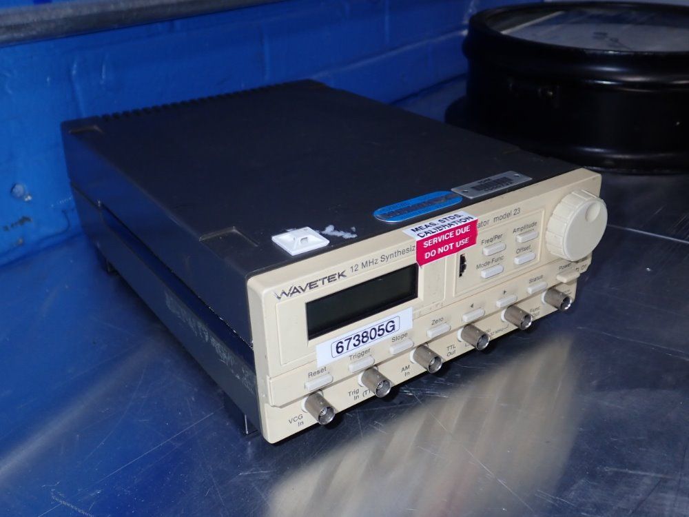 Wavetek Synthesized Function Generator