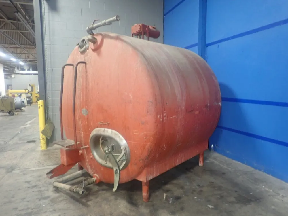 Heil Tank W/ Agitator