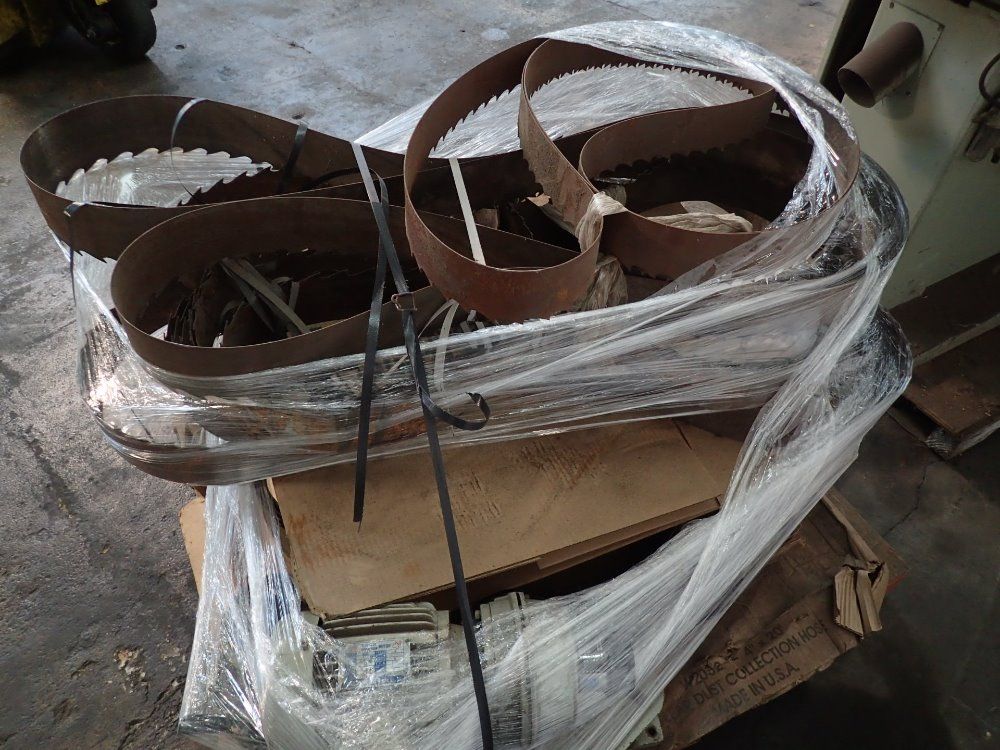 Hoon Hsiang Vertical Bandsaw