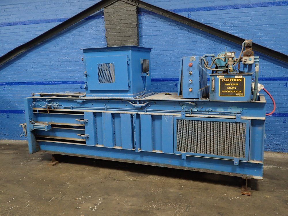 International Baler Baler