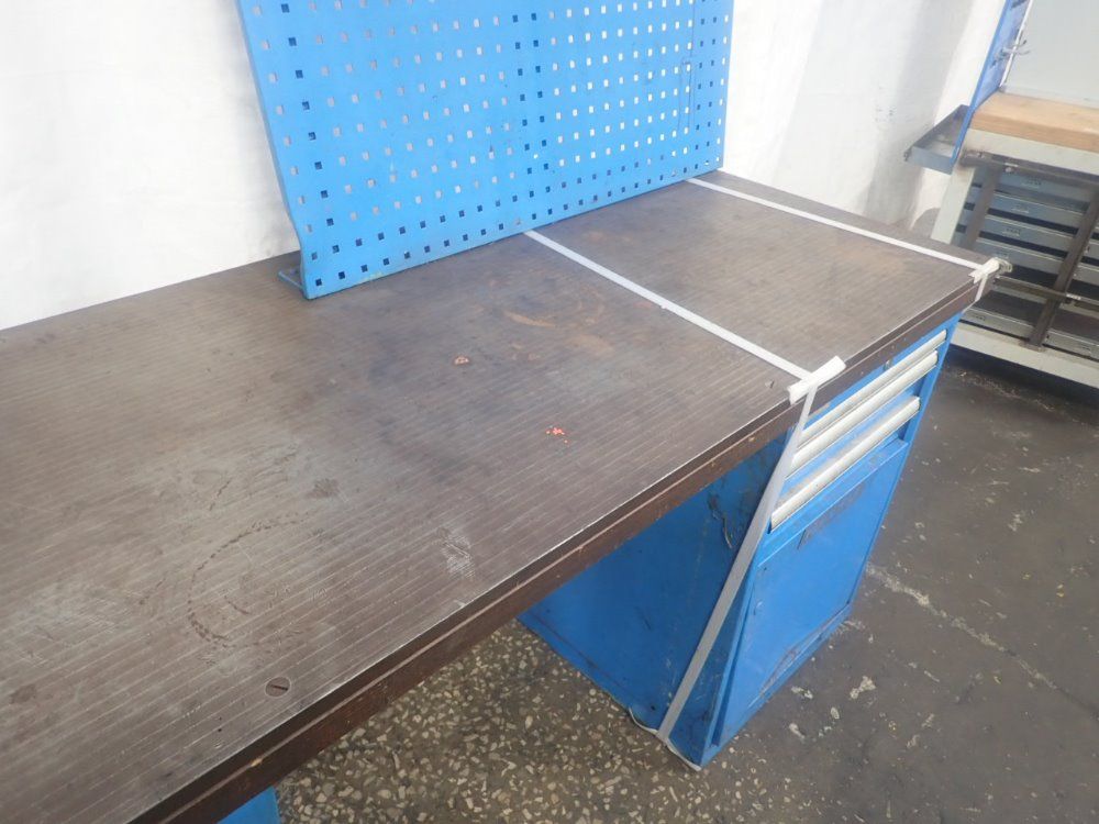Flender Workbench W/ 5 1/2" Vise