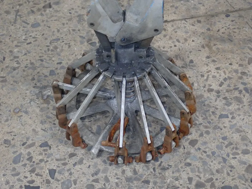 Atlanta Grotnes Clamp