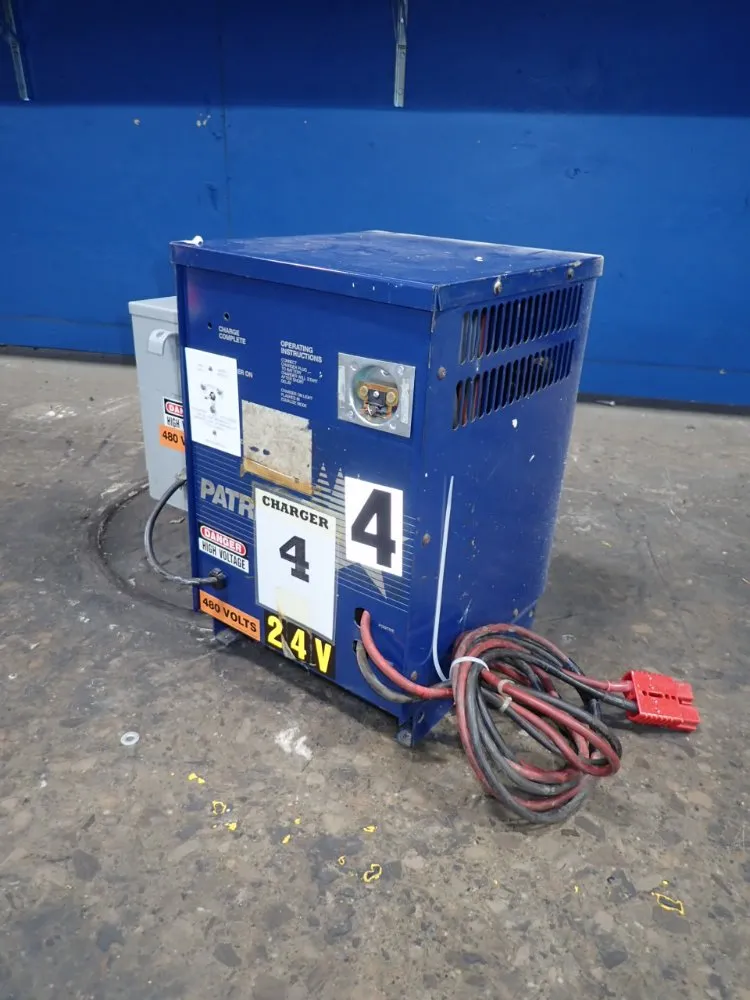 Patriot Battery Charger