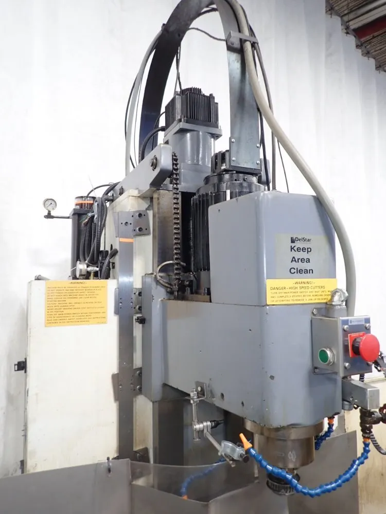 Delstar Cnc Vertical Mill