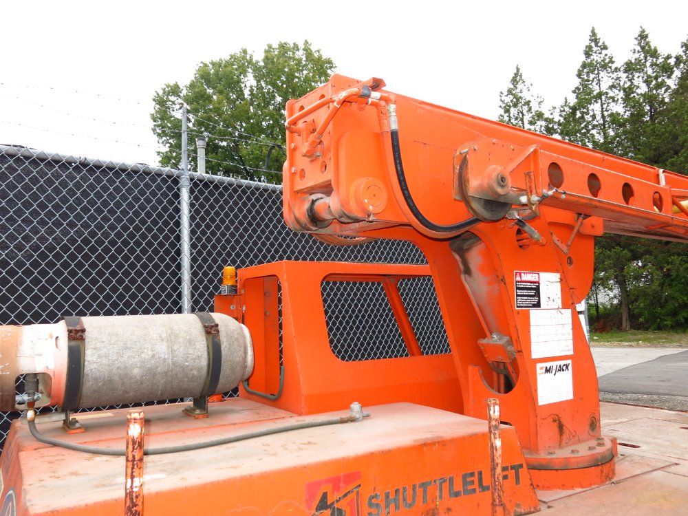 Shuttlelift Crane