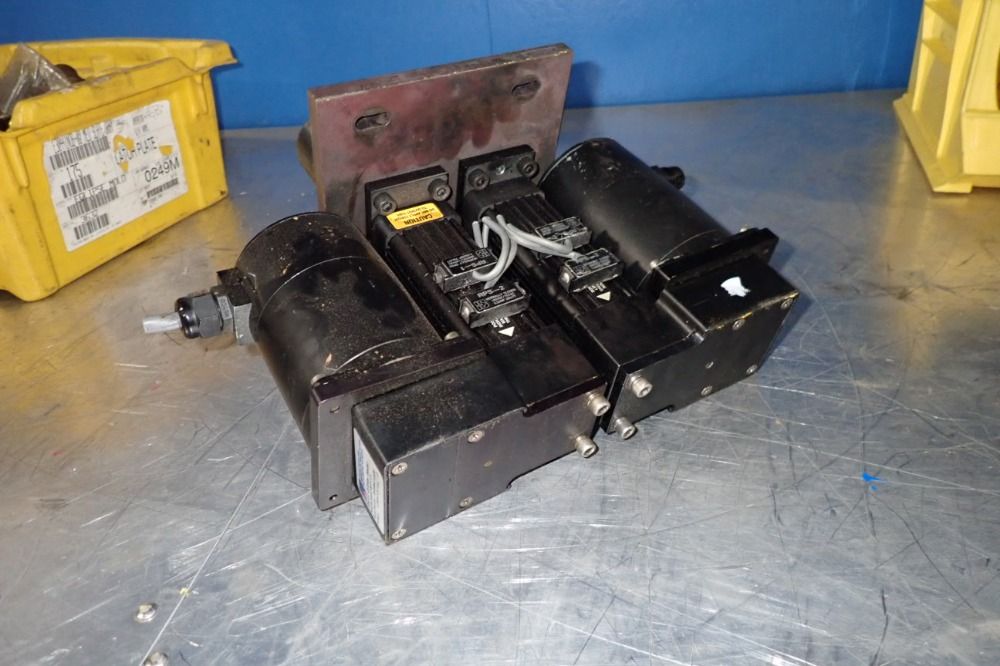 Industrial Device Corp. Dual Electric Cylinder/actuator Unit