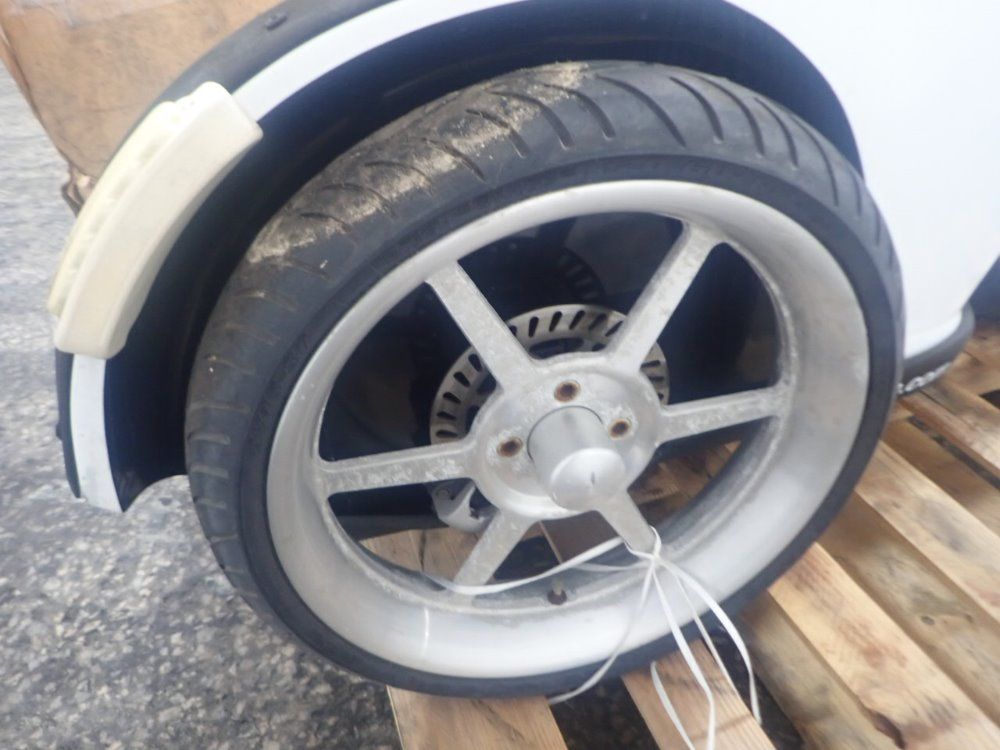 T3 Motion Electric Personnel Transporter