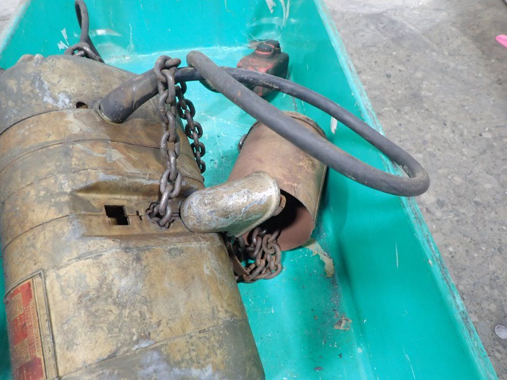 Chisholm Chain Hoist