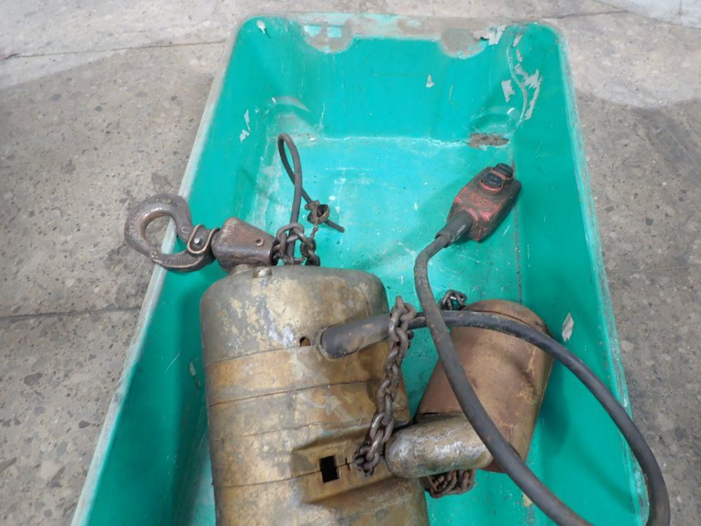 Chisholm Chain Hoist