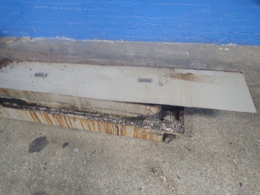 Enomoto Incline Chip Conveyor