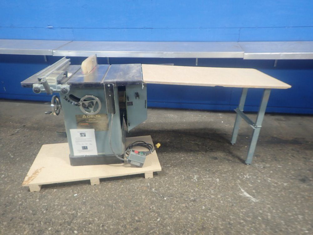 Delta 10" Tilting Arbor Saw