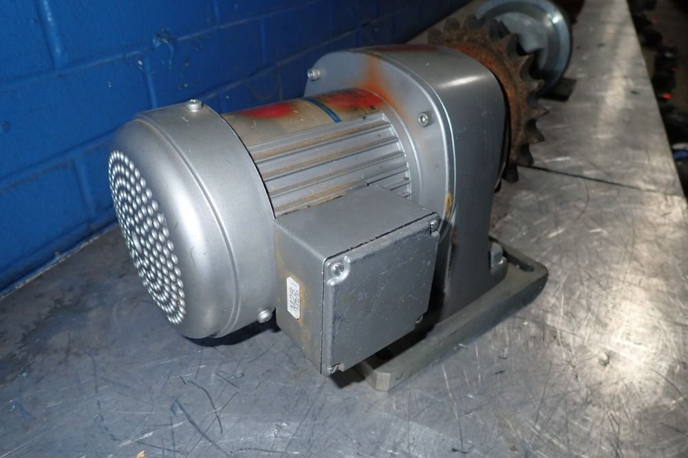 Nissei Gear Motor