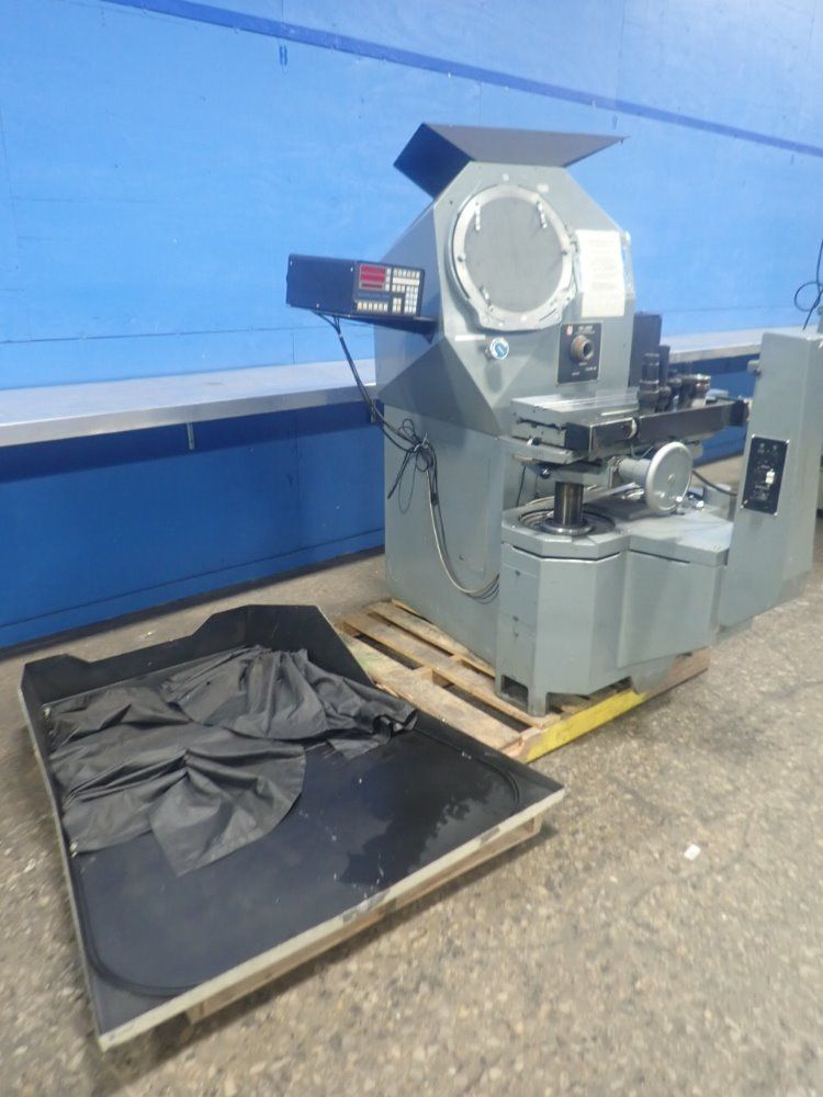 Jones & Lamson Optical Comparator