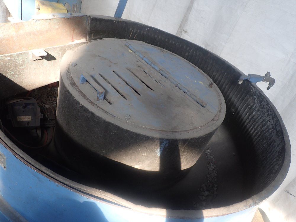 Roto-finish Vibratory Finisher