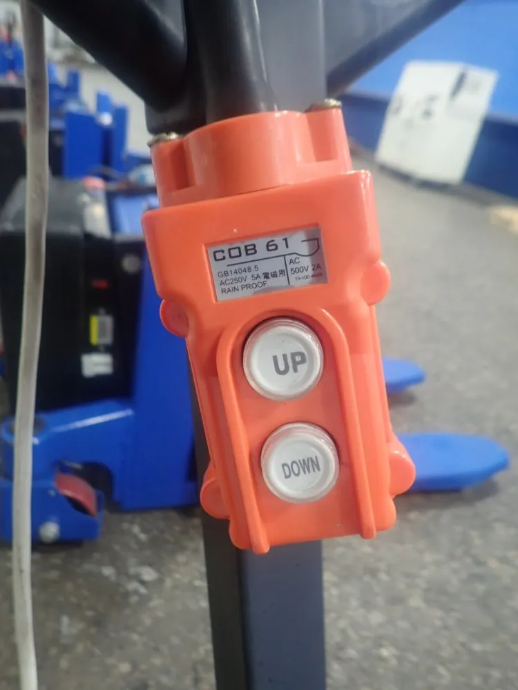 Electric Pallet Tilter