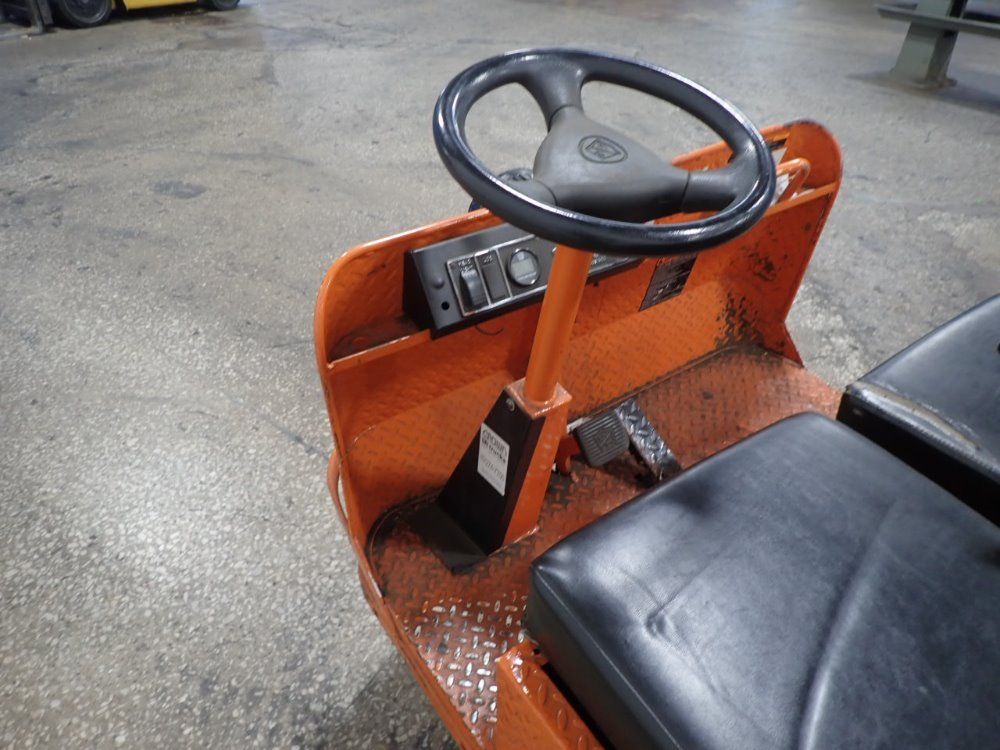 Taylor Dunn Electric Maintence Cart