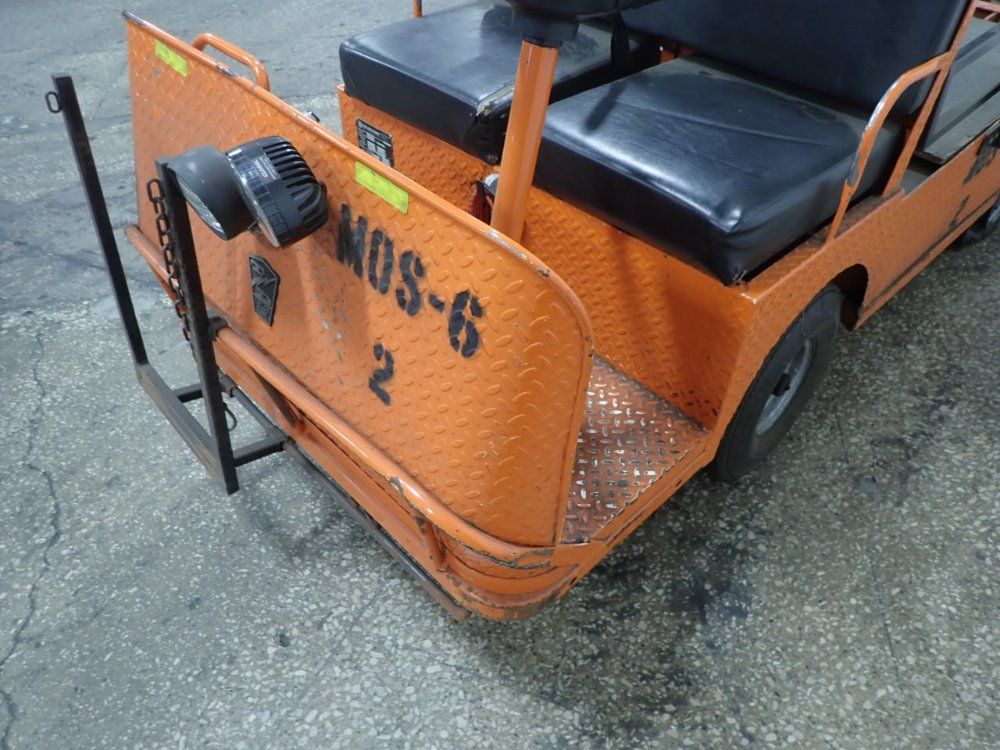 Taylor Dunn Electric Maintence Cart