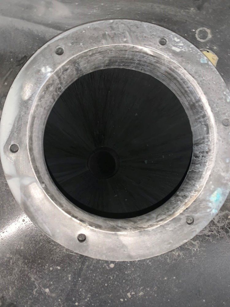 Unitrack Surge Hopper, 316 S/s