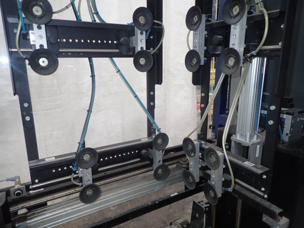 Lantech Case Erector