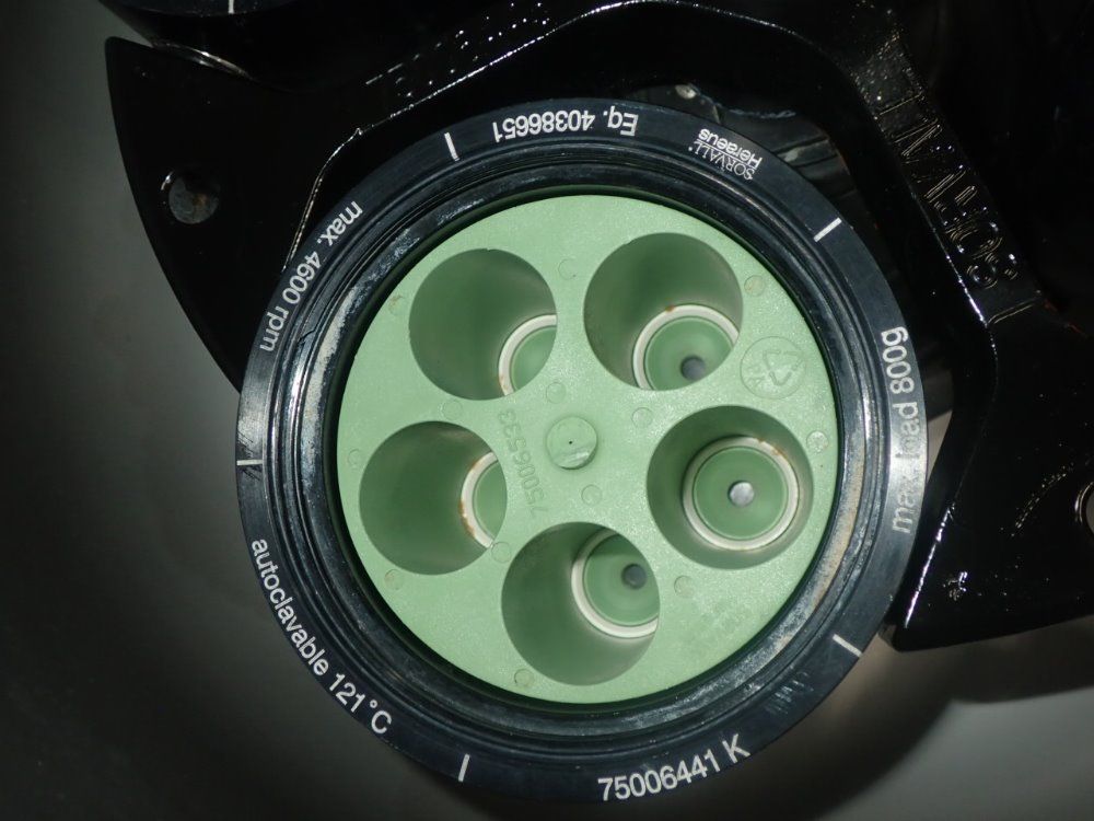 Sorvall/ Kendro Incubator