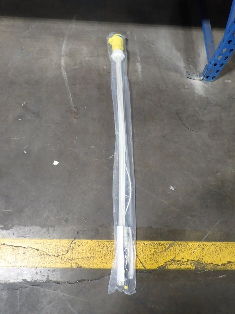 Flowline Component Liquid Level Sensor