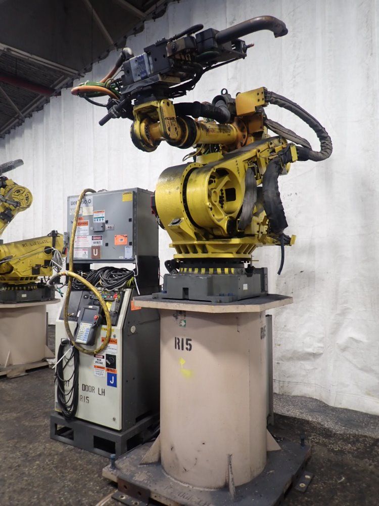 Fanuc R-2000ia/165f Robot - R-2000ia/165f