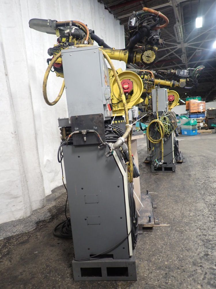Fanuc R-2000ia/165f Robot - R-2000ia/165f