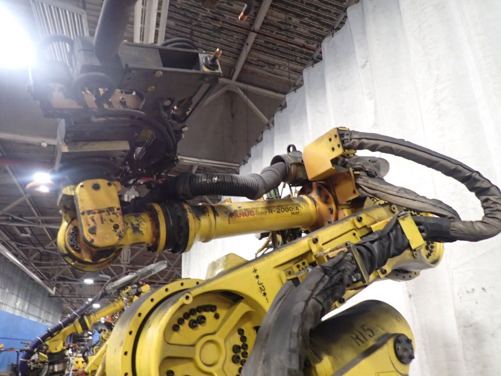 Fanuc R-2000ia/165f Robot - R-2000ia/165f