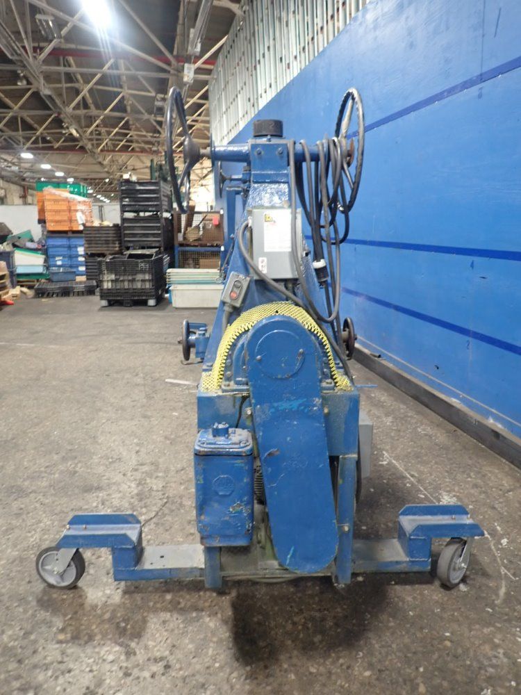 Farnham 144" Contour Forming Roll Machine