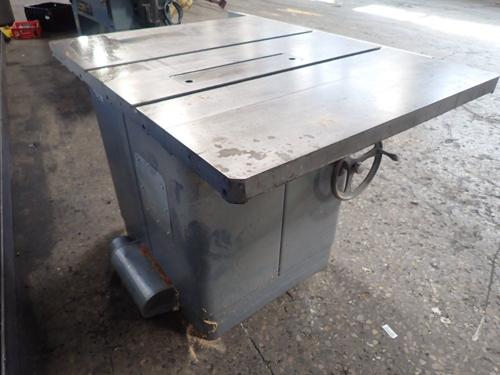 Delta / Rockwell 12" - 14" Tilting Arbor Saw