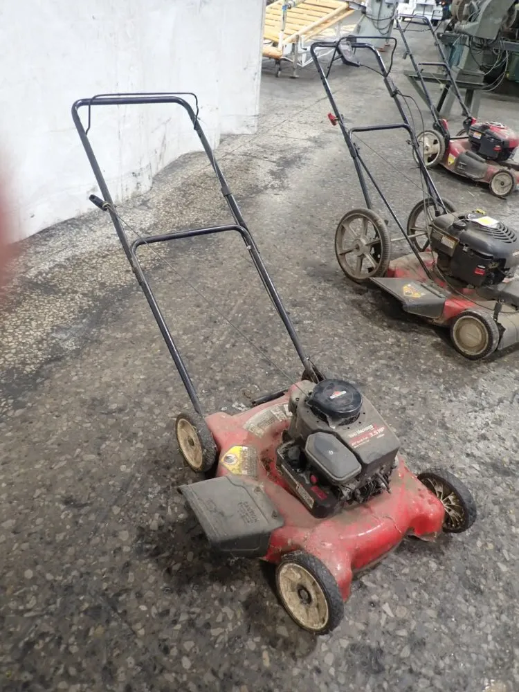 Briggs & Stratton Lawn Mower