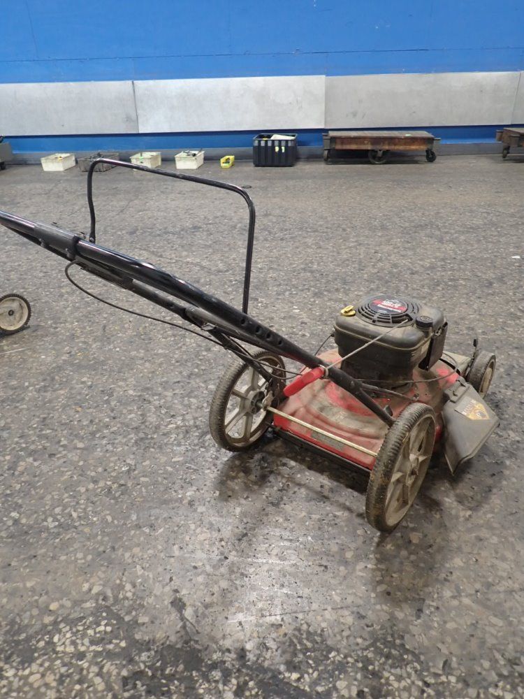 Briggs & Stratton Lawn Mower