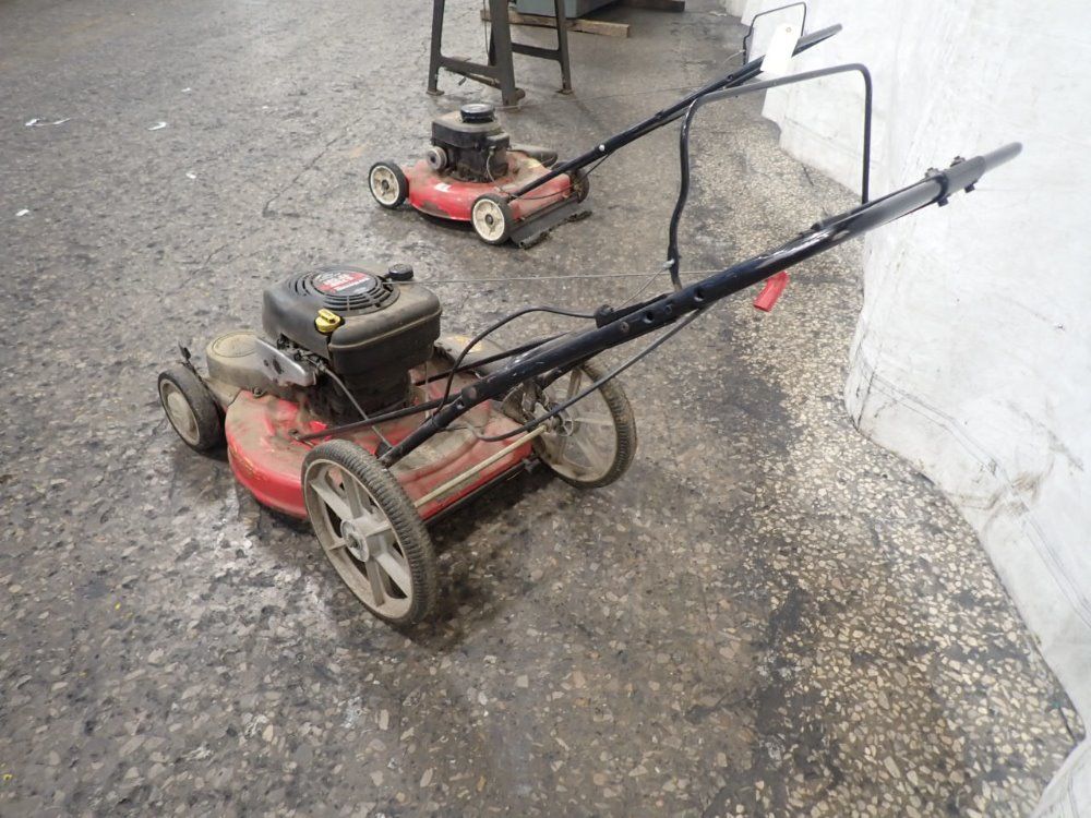 Briggs & Stratton Lawn Mower