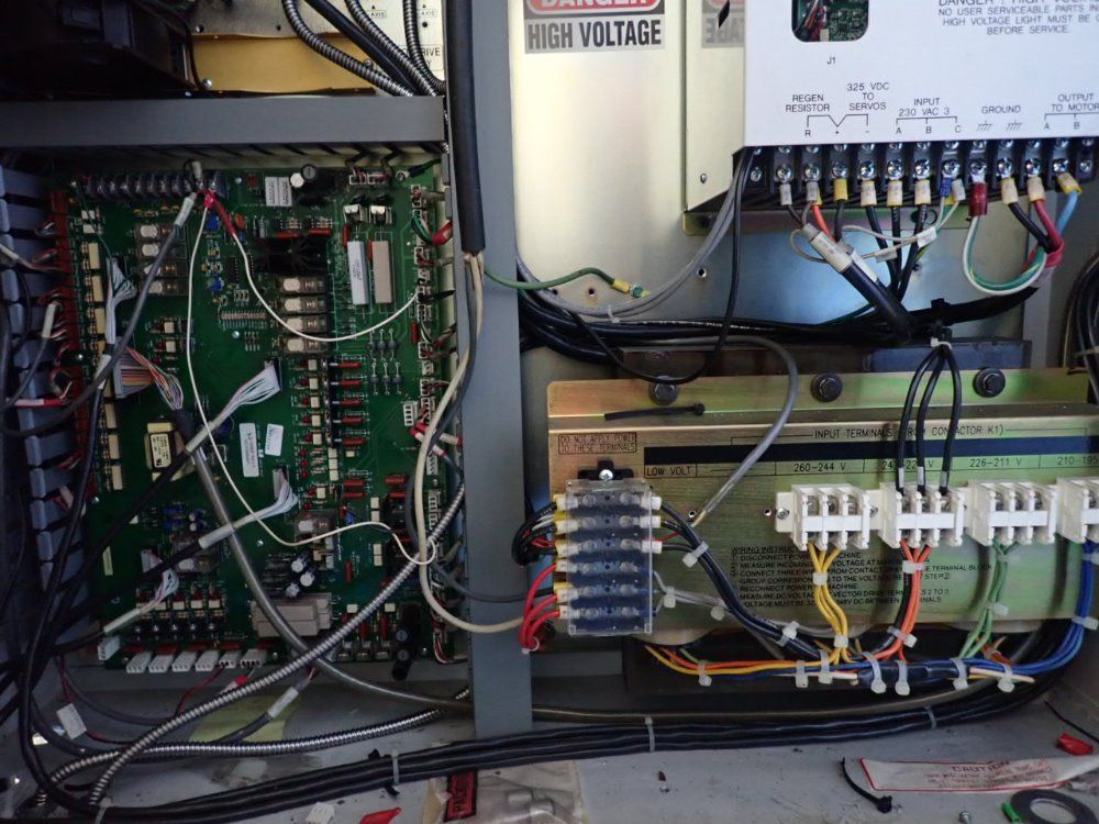 Haas 23" X 52" Vf5 Cnc Vmc - Vf5