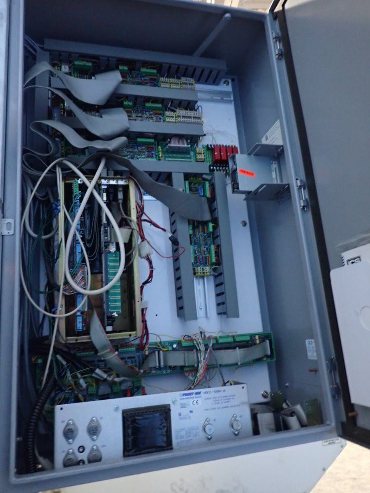 Haas 23" X 52" Vf5 Cnc Vmc - Vf5