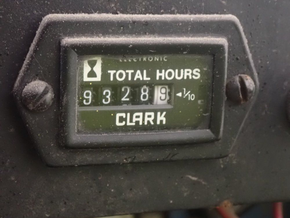 Clark 9000# C500-s100 Propane Forklift - C500-s100