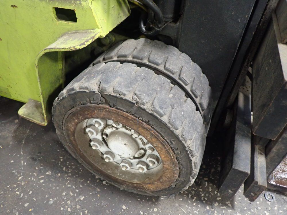 Clark 9000# C500-s100 Propane Forklift - C500-s100