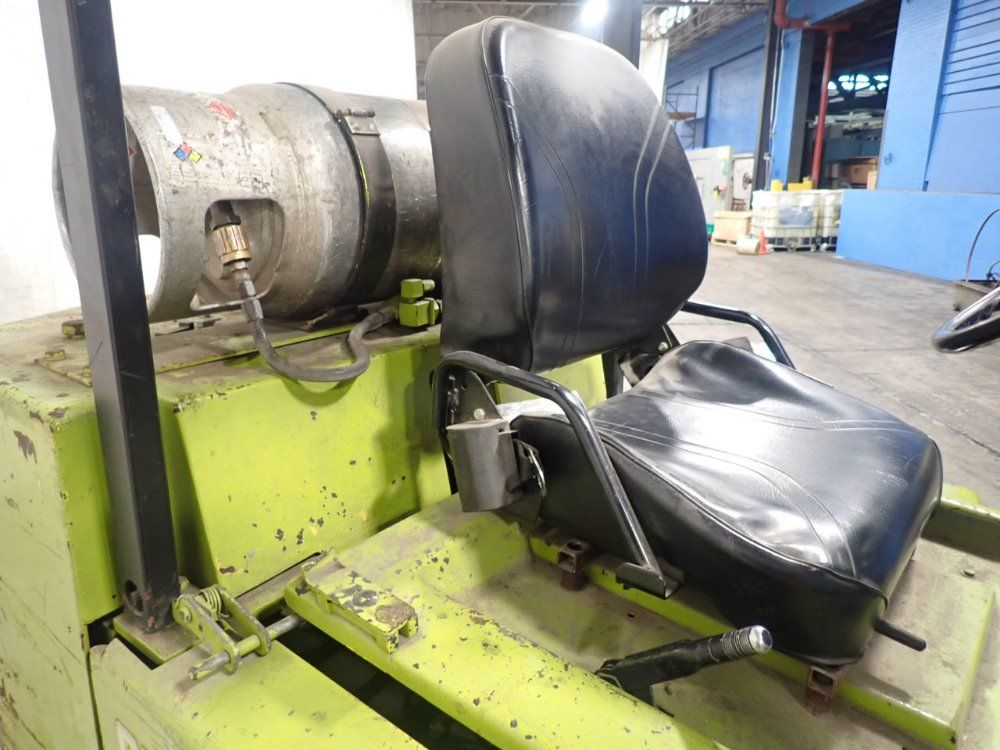 Clark 9000# C500-s100 Propane Forklift - C500-s100