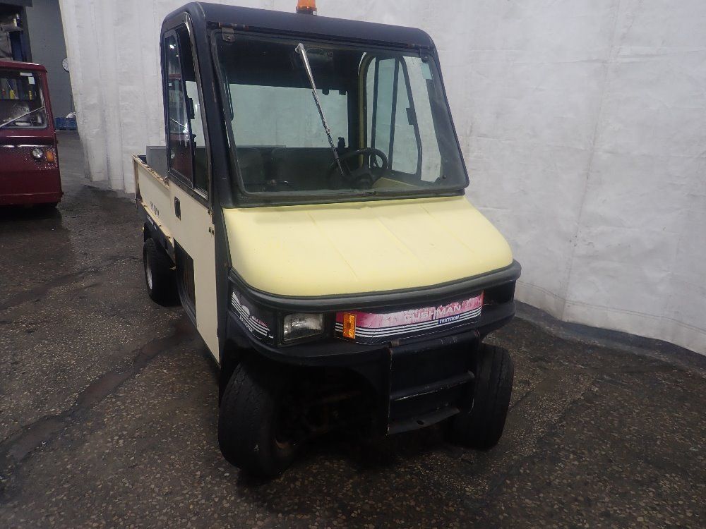 Cushman Propane Flat Bed Maintinance Cart