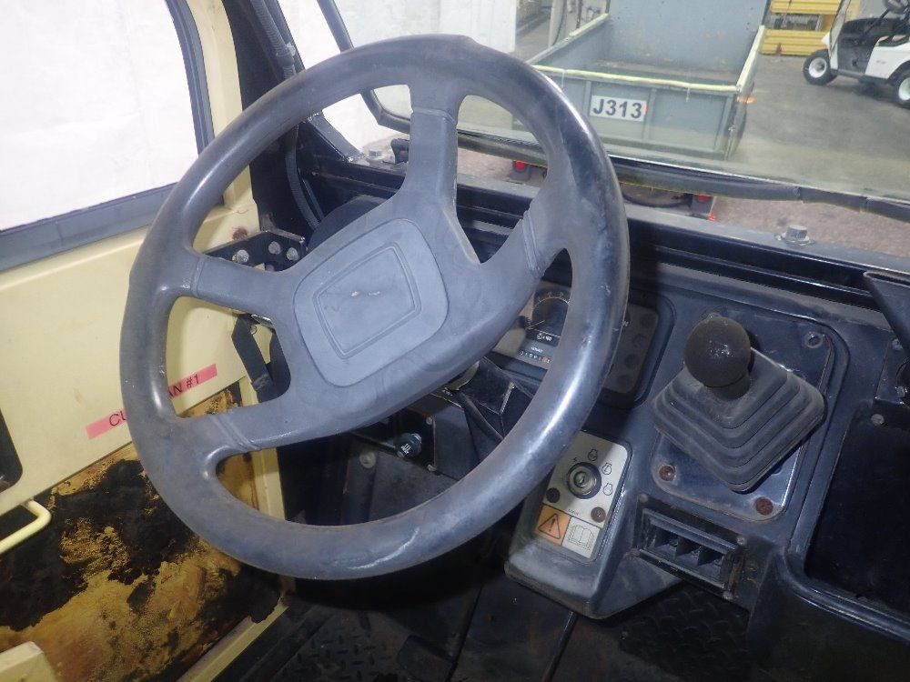 Cushman Propane Flat Bed Maintinance Cart