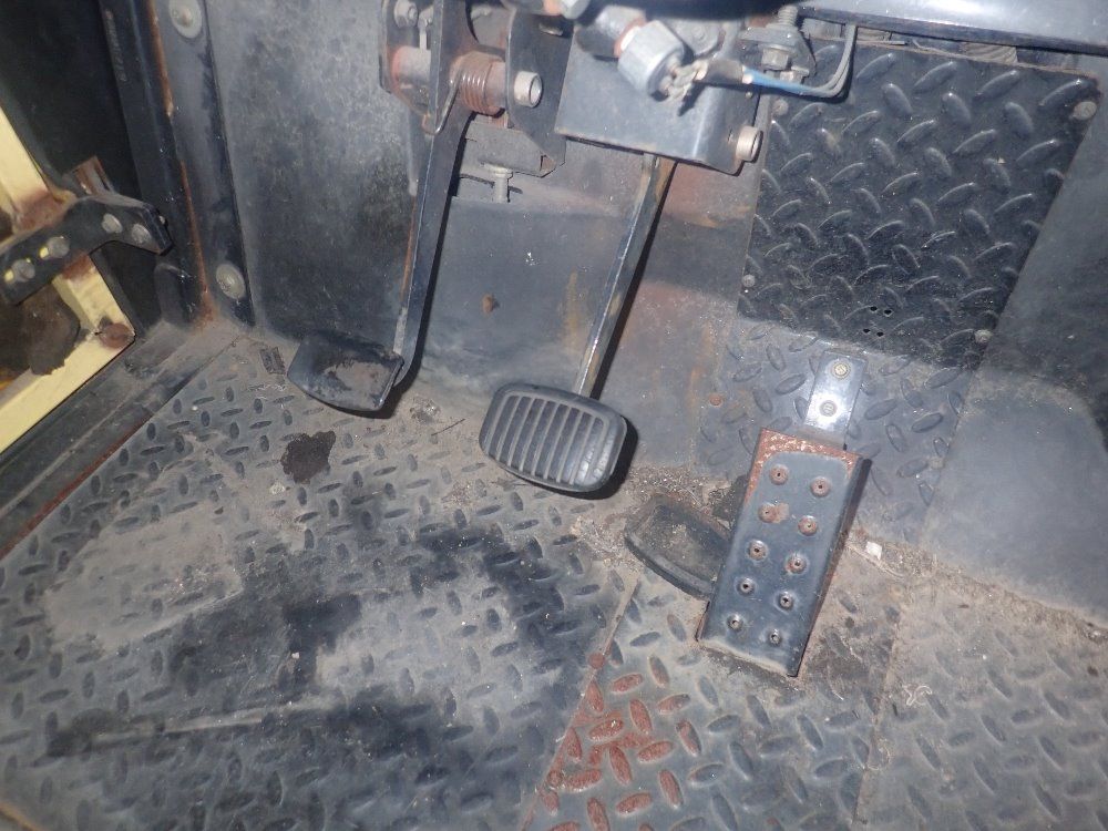 Cushman Propane Flat Bed Maintinance Cart