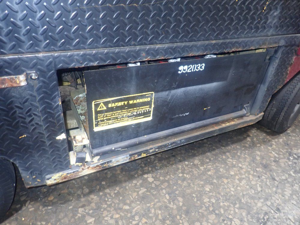 Cushman Propane Flat Bed Maintinance Cart