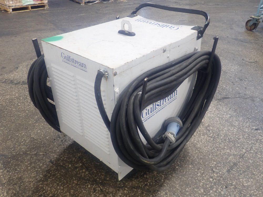 Hobart Brothers Aircraft Ground Power Unit