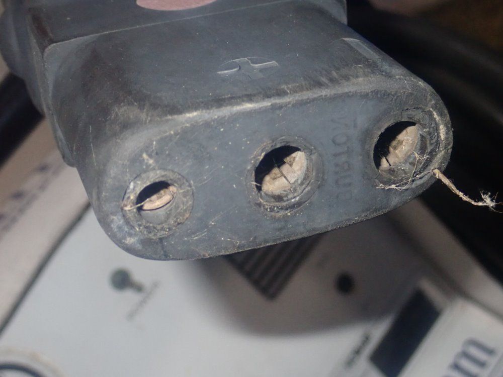 Hobart Brothers Aircraft Ground Power Unit