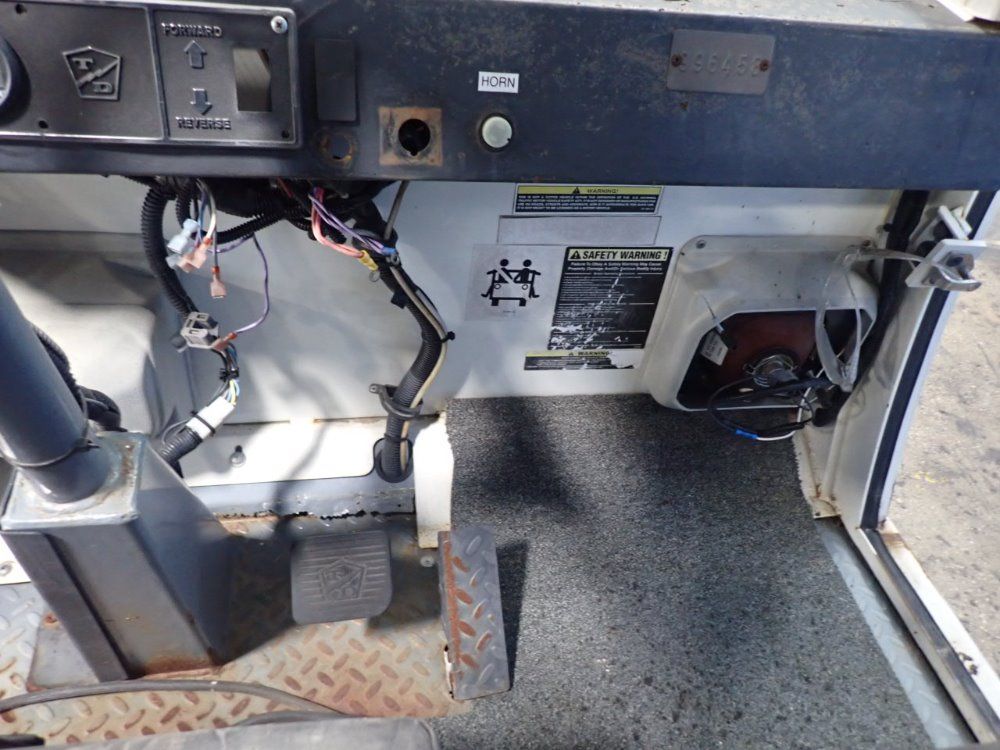 Taylor-dunn 3000# Et-030-48 Electric Utility Vehicle - Et-030-48